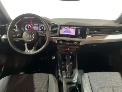 Photo 7 Audi A1 30 TFSI 116 ch S tronic 7 S line