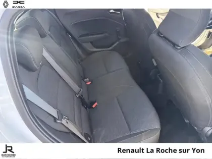 Photo 13 Renault Clio  1.6 E-Tech hybride 145ch Equilibre