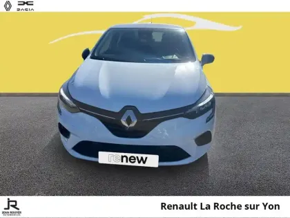 Photo 8 Renault Clio  1.6 E-Tech hybride 145ch Equilibre