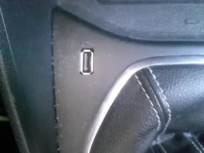 Photo 12 Ford Fiesta  1.0 Flexifuel 95ch Cool & Connect 5p