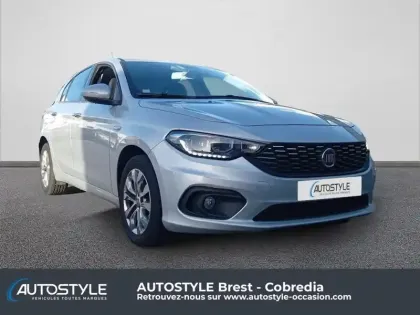 Photo 13 Fiat Tipo  1.4 95ch Easy MY19 5p