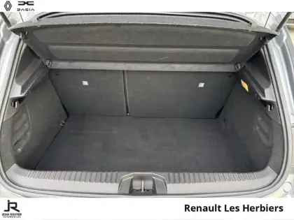 Photo 6 Renault Clio  1.6 E-Tech 145ch full hybrid Techno - 24