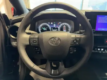 Photo 11 Toyota C-HR  1.8 Hybride 140ch Dynamic NG23