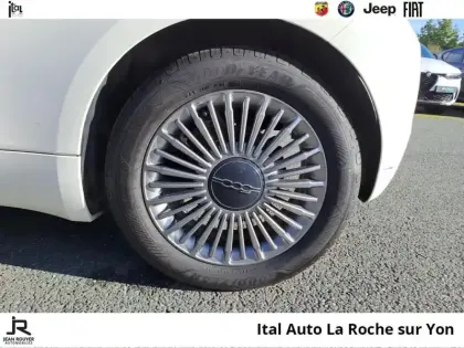 Photo 10 Fiat 500  e 95ch Pack Style MY23