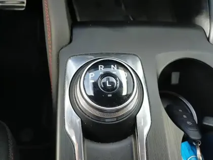 Photo 6 Ford Kuga  2.5 Duratec 180ch Hybrid FlexiFuel ST-Line X Powershift