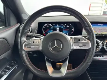 Photo 14 Mercedes GLB  200d 150ch AMG Line 8G DCT