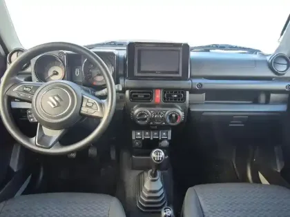 Photo 6 Suzuki Jimny  1.5 VVT Privilège