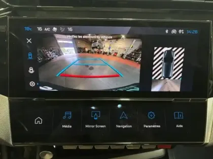 Photo 10 Peugeot 308  1.2 130 S&S Allure GPS Camera LED