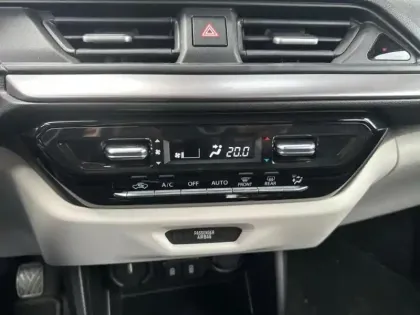 Photo 11 Suzuki Swift  1.2 Hybrid 83ch Pack Auto