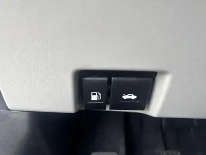 Photo 11 Suzuki Swift  1.2 Hybrid 83ch Avantage