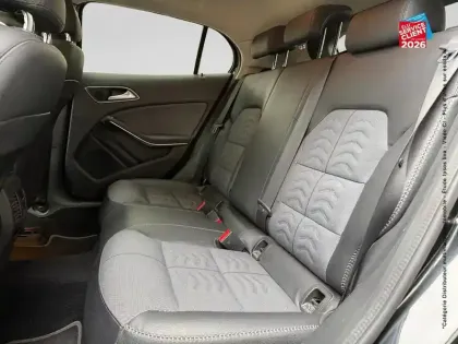 Photo 10 Mercedes GLA  180 122ch Inspiration 7G-DCT Euro6d-T
