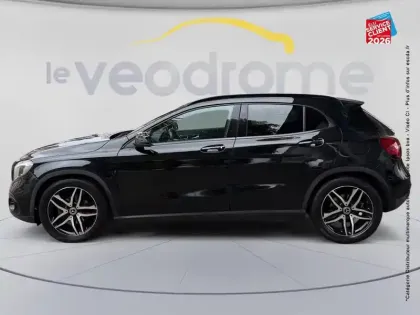 Photo 8 Mercedes GLA  180 122ch Inspiration 7G-DCT Euro6d-T