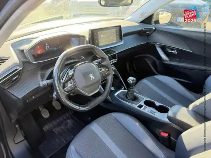 Photo 14 Peugeot 2008  1.2 PureTech 130ch S&S Allure