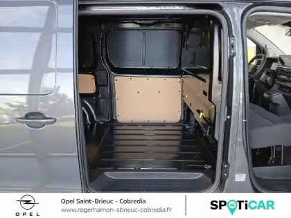 Photo 9 Opel Vivaro  Fg M 2.2 Diesel 180ch Sportive automatique