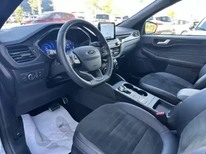 Photo 9 Ford Kuga  2.5 Duratec 190ch FHEV E85 Graphite Tech Edition BVA