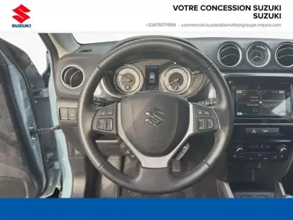 Photo 11 Suzuki Vitara  1.4 Boosterjet Hybrid 129ch Style Allgrip