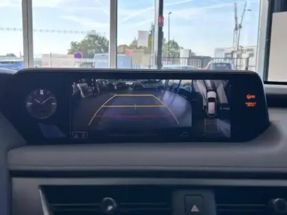 Photo 8 Lexus UX  250h 4WD Executive MY21