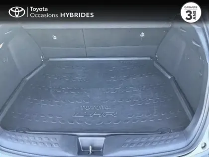Photo 9 Toyota C-HR  2.0 Hybride 184ch Design Ultimate E-CVT