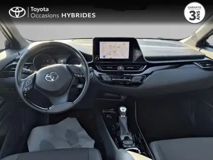 Photo 7 Toyota C-HR  2.0 Hybride 184ch Design Ultimate E-CVT