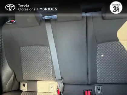 Photo 11 Toyota C-HR  2.0 Hybride 184ch Design Ultimate E-CVT