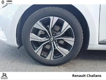 Photo 7 Renault Clio  1.6 E-Tech hybride 140ch Limited -21N