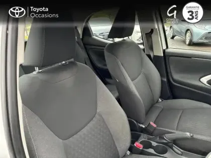 Photo 5 Toyota Yaris  70 VVT-i Dynamic 5p MY22