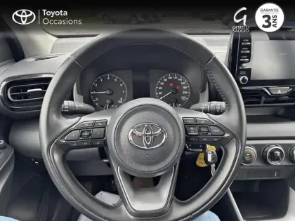 Photo 8 Toyota Yaris  70 VVT-i Dynamic 5p MY22