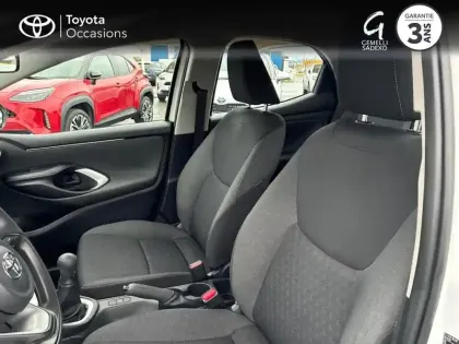 Photo 10 Toyota Yaris  70 VVT-i Dynamic 5p MY22