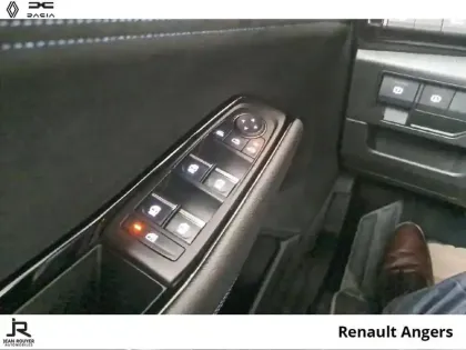 Photo 9 Renault Austral  1.2 E-Tech full hybrid 200ch esprit Alpine - 26