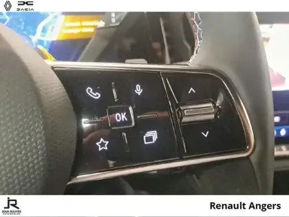 Photo 14 Renault Austral  1.2 E-Tech full hybrid 200ch esprit Alpine - 26