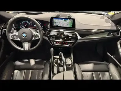 Photo 7 BMW Serie 5 Série 5 520dA xDrive 190ch Luxury Euro6d-T