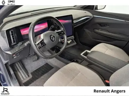 Photo 14 Renault Megane  E-Tech Electric EV60 220ch Techno super charge