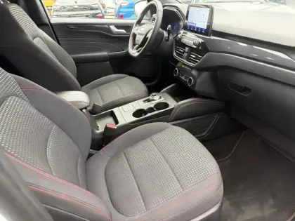 Photo 10 Ford Kuga  2.5 Duratec 225 ch PHEV ST-Line BVA