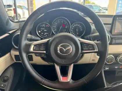 Photo 6 Mazda Mx-5  1.5 SKYACTIV-G 132ch Sélection 2022
