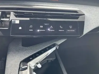 Photo 21 Peugeot 3008  Hybrid 145 e-DCS6