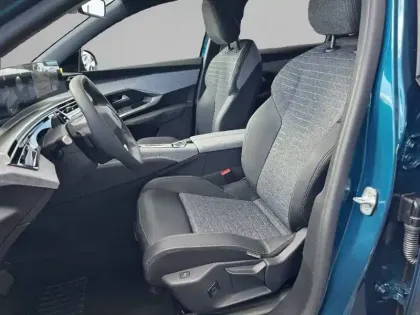 Photo 10 Peugeot 3008  Hybrid 145 e-DCS6