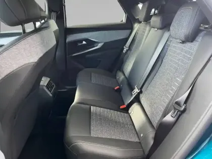 Photo 11 Peugeot 3008  Hybrid 145 e-DCS6