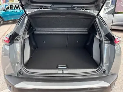 Photo 5 Peugeot 2008  Hybrid 145 ch e-DCS6