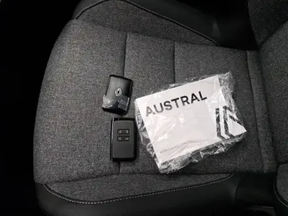 Photo 40 Renault Austral  full hybrid E-Tech 200 ch