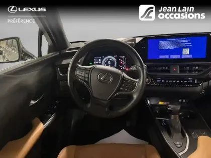Photo 10 Lexus UX  250h 4WD