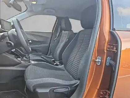 Photo 10 Peugeot 2008  PureTech 100 S&S BVM6