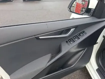 Photo 26 Kia Niro  1.6 GDi 141 ch HEV DCT6
