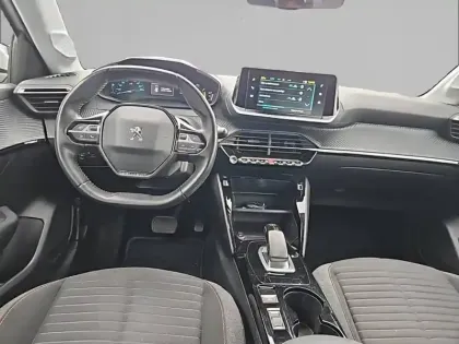 Photo 7 Peugeot 208  Electrique 50 kWh 136ch