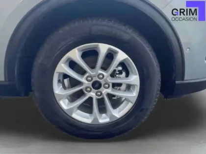 Photo 13 Ford Kuga  2.5 Duratec 180 ch FlexiFuel FHEV E85 Powershift