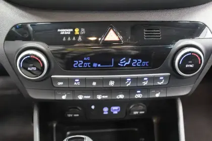 Photo 33 Hyundai Tucson  1.6 CRDi 136 hybrid 48V DCT-7
