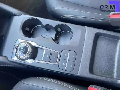 Photo 9 Ford Kuga  2.5 Duratec 190 ch FHEV I-AWD Powershift
