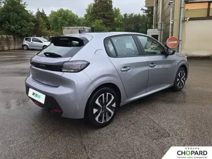 Photo 30 Peugeot 208  PureTech 75 S&S BVM5