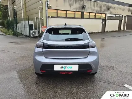 Photo 33 Peugeot 208  PureTech 75 S&S BVM5
