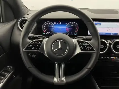 Photo 22 Mercedes GLA  200 d 8G-DCT