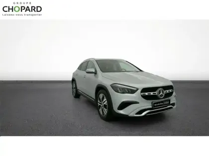 Photo 11 Mercedes GLA  200 d 8G-DCT